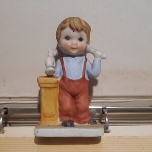 Porcelain Figurine Base with Gold 'Made in Taiwan' Label